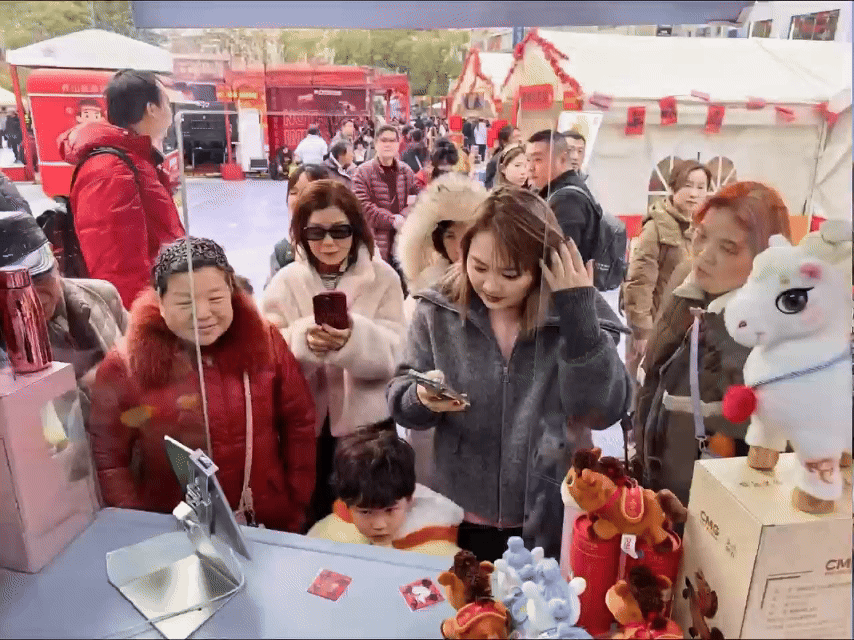 &ldquo;星空舱&rdquo;开年首站告捷 浩海星空开启具身智能商业新场景（images 2）